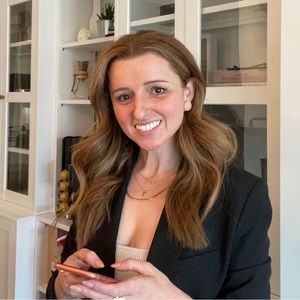 Meet your Posher, Jenn